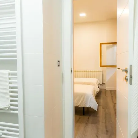 Moderno Laud3 - Nuevo/familiar/wifi/tv * Valladolid