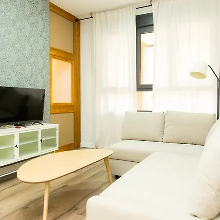 Moderno Laud3 - Nuevo/familiar/wifi/tv * Valladolid